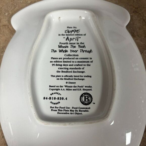 NWOT: Bradford Exchange Winnie The Pooh April Calendar Plate with Certificate - Picture 3 of 3